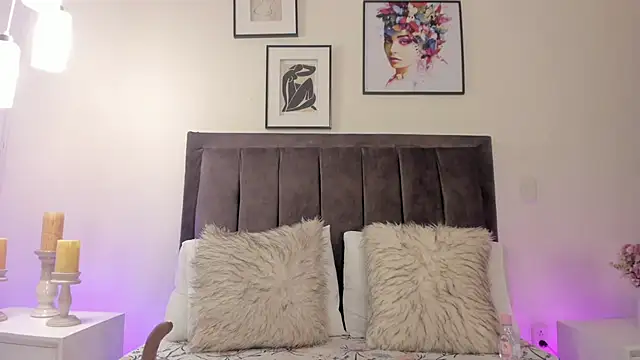 helen_mooree's cam snapshot