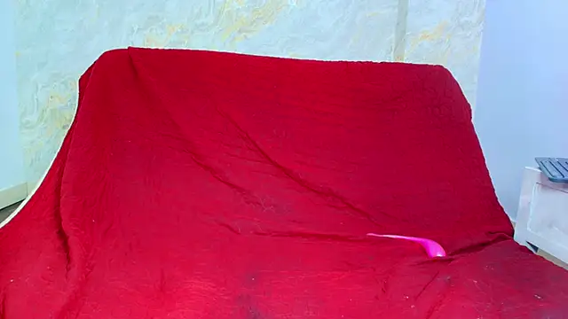 Mia_candy_0's cam snapshot