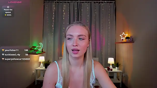 TessaGrays's cam snapshot