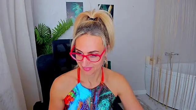 MuseOfStage's cam snapshot