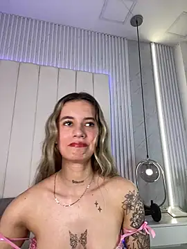 JuliaColemann's cam snapshot