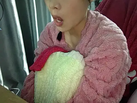 Ly-ny's cam snapshot