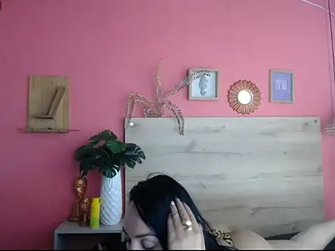 sharon_collin2's cam snapshot