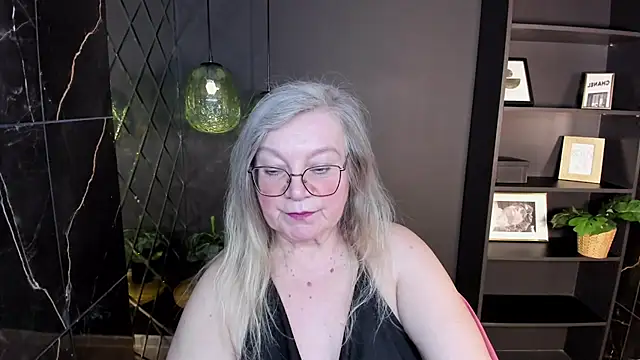 NataliMellow's cam snapshot