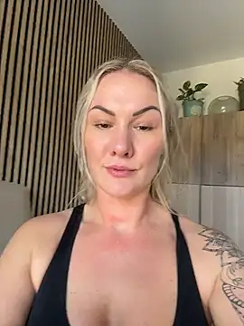 NastyMilf_'s cam snapshot