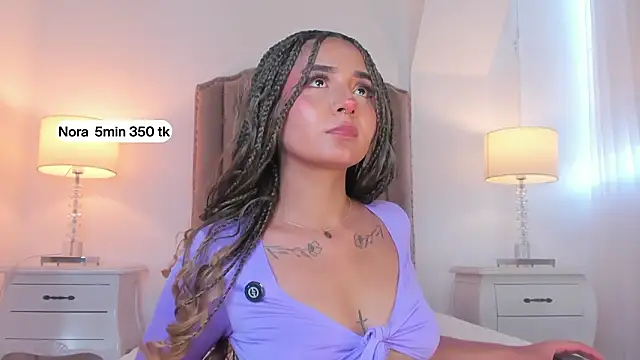 Emma_Torres__'s cam snapshot