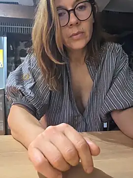 Lina_lou4's cam snapshot