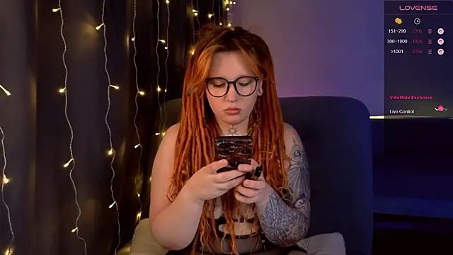 The_Full_Red_Moon's cam snapshot