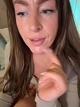 ChristinaSiemone's cam snapshot