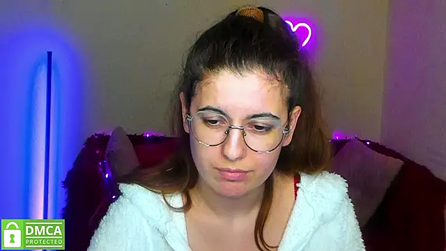 Aminabeatris live sex cam