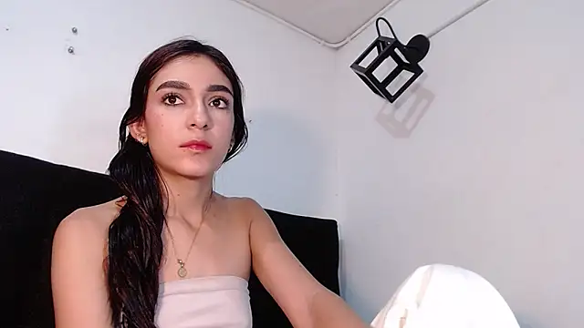 srta_luciana live sex cam
