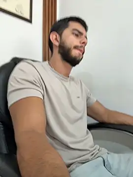 Milosky000 live sex cam