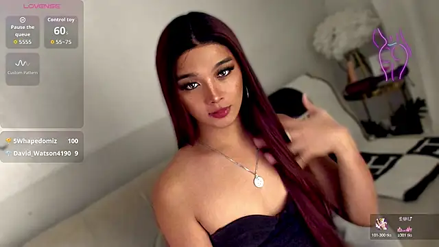 TrinityFucksYou live sex cam