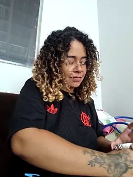 VitoriaFernandes's cam snapshot