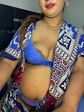 Zeynep-Lahsen's cam snapshot