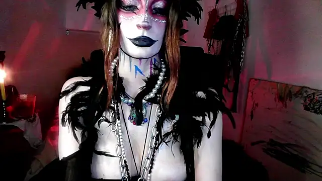 EmpressMorrigan's cam snapshot