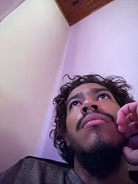 OfficialMineirinho's cam snapshot