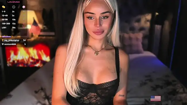 ZyraGoddes live sex cam