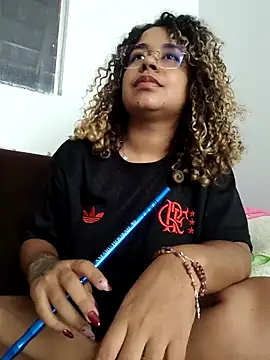 VitoriaFernandes's cam snapshot