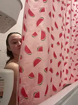 LilyLuck_'s cam snapshot