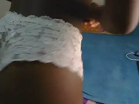 Dark-dindy18's cam snapshot