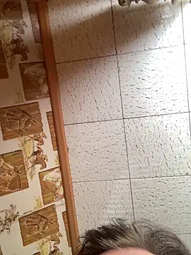 Tonybaloney1972 live sex cam