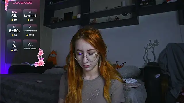 DaddysLittleSlutfox's cam snapshot