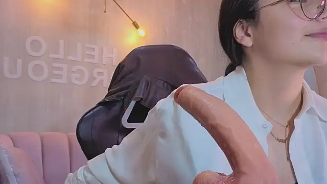 Evadeep_a's cam snapshot