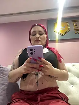 AlejandraMartinezz's cam snapshot