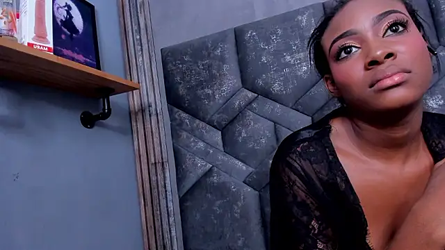 dalilaqueen's cam snapshot