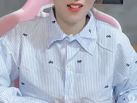 TranOanh999's cam snapshot