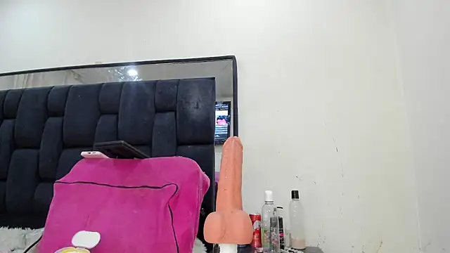 AntonelaNeri's cam snapshot