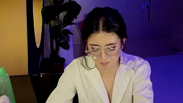 LiLLiAnderson's cam snapshot