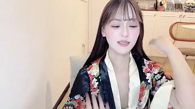 xxxlovexiner's cam snapshot