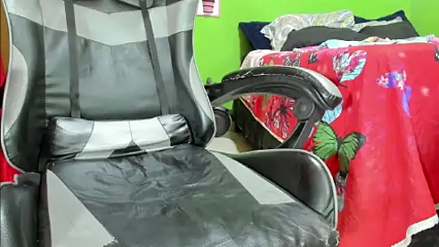 Arian_Pervert's cam snapshot