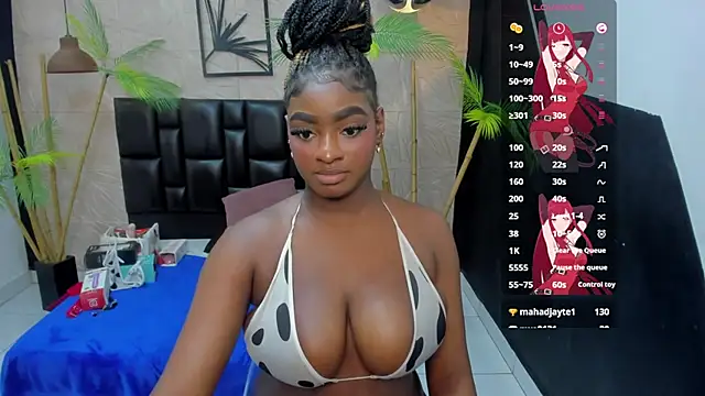 alana_bonny's cam snapshot