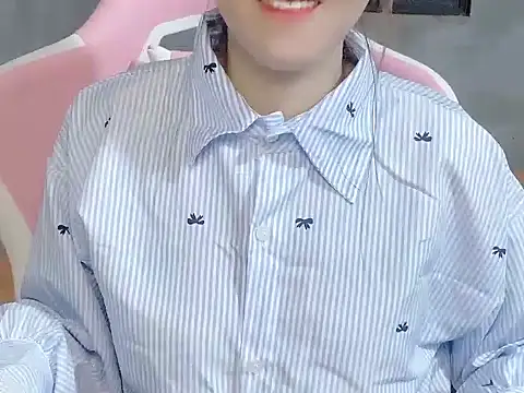 TranOanh999's cam snapshot