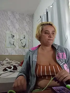 BIADELICIA1's cam snapshot