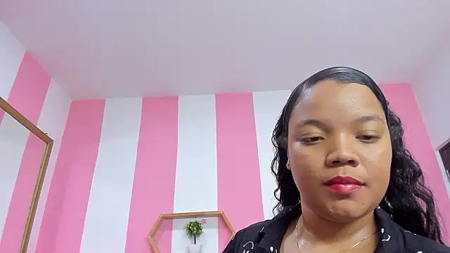 ISABELLA_020's cam snapshot