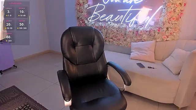 MilaLawrence's cam snapshot