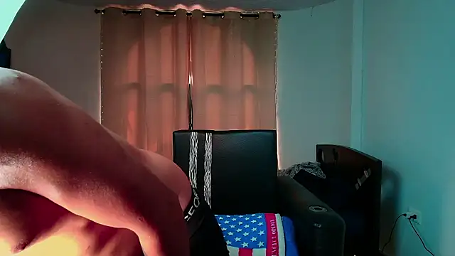 LucasGaeel's cam snapshot