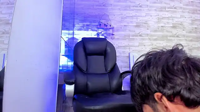 Emir_Ozan_'s cam snapshot