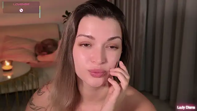 LadyDiLancaster's cam snapshot