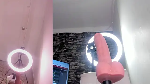 zoe_backer's cam snapshot