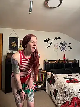 ScarletPanes's cam snapshot