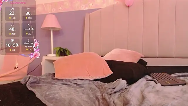 Chloe014_'s cam snapshot