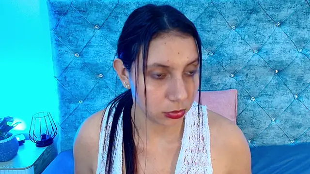 Violetaa_Rose's cam snapshot