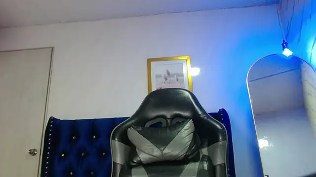 Lola_bunny_v's cam snapshot