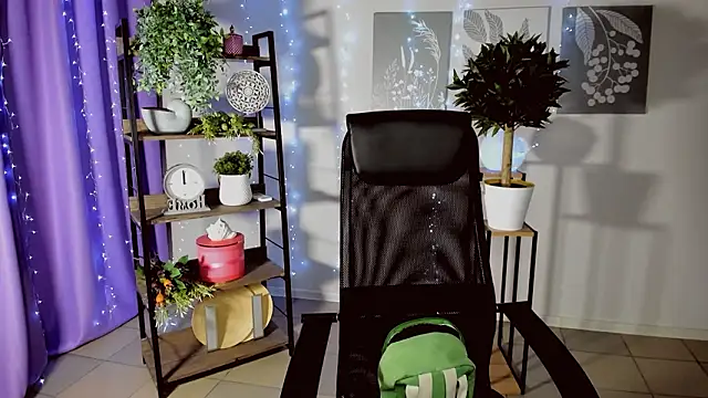 SaraGolben live sex cam