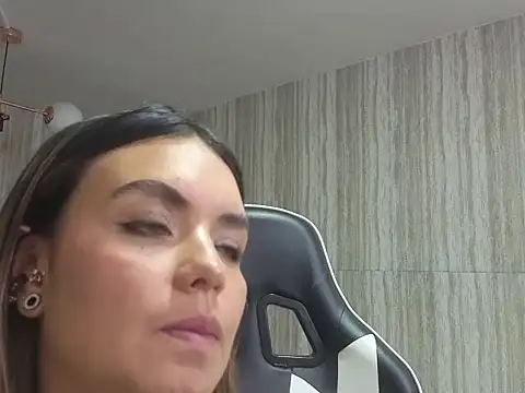 zarcasutra_t's cam snapshot